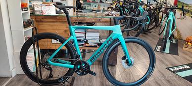 Bianchi e-OLTRE taglia 55-Mahle X30 - Shimano 105