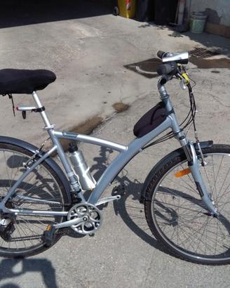 Bici mountain bike 28" decathlon in alluminio