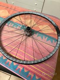 Coppia cerchi per bicicletta Easton Havoc R82