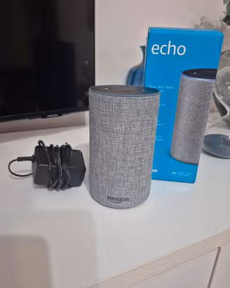 Alexa grande 2' gen pari al nuovo con scatola