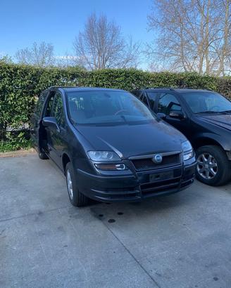 Ricambi Fiat Ulysse 2005 - Veicolo per ricambi