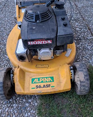 tagliaerba a benzina