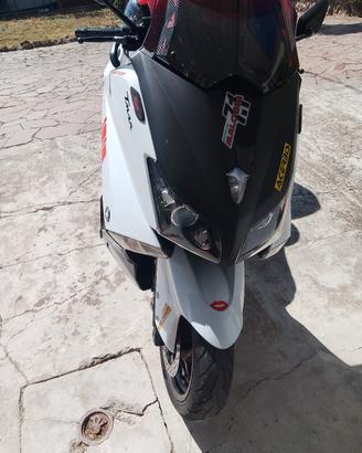 Tmax 530