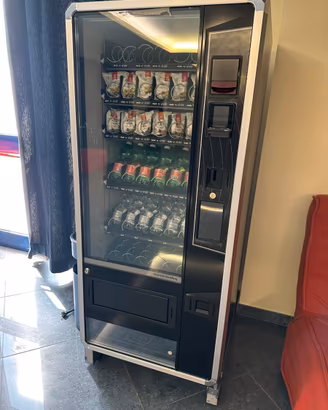 DISTRIBUTORE AUTOMATICO BIANCHI VENDING BVM671