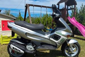 Gilera Runner 180 2T anno 1999 32.000 km