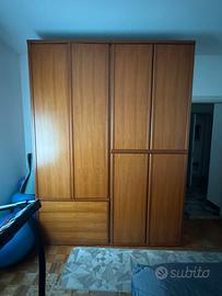 Armadio camera da letto color ciliegio