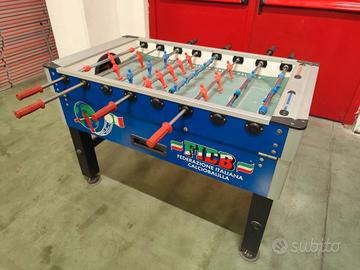 Calciobalilla professionale con gettoniera