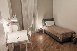 Stanza singola studentessa o stagista zona Ateneo