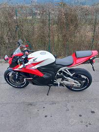 Moto Honda CBR 600 R