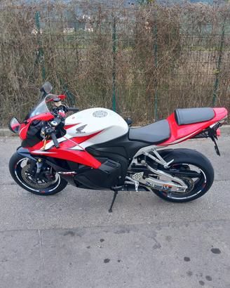 Moto Honda CBR 600 R
