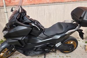 honda forza 750 black edition 