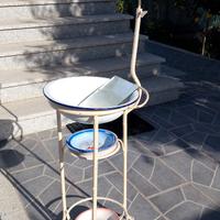 Lavabo antico dell'epoca