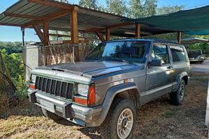 Jeep Cherokee 2.1 TD