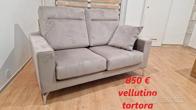 Nuovo divano velluto 