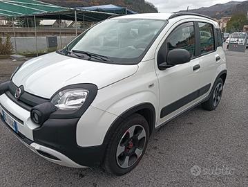 Fiat Panda Cross 1.0 FireFly S&S Hybrid