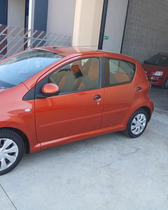 Toyota Aygo 1.0 12V VVT-i 5 porte Orange Connect