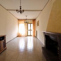 3 LOCALI A TERNI