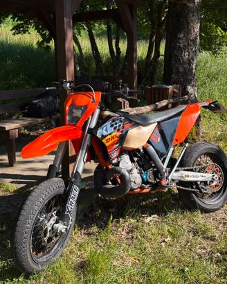Ktm exc 300 six days 2011