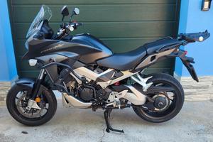 HONDA CROSSRUNNER 800
