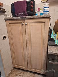 Credenza Cucina in Legno con Piano in Granito 