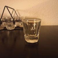 6 bicchierini in vetro con porta bicchieri