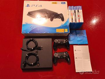 PS4 Slim + 2 controller + lotto di giochi 