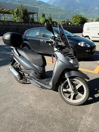 Scooter Peugeot LXR 200