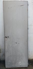 Porta in ferro  196x72 senza telaio