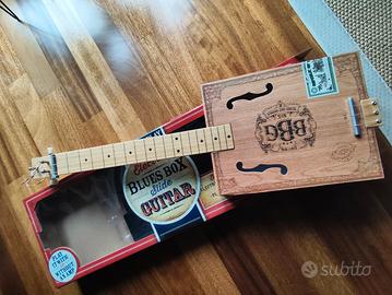 Chitarra Cigar Box elettrificata