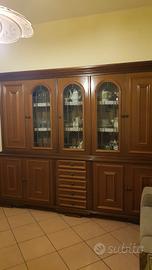 Armadio sala con vetrinetta 