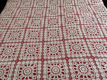 COPRILETTO/TOVAGLIA ECRU' AD UNCINETTO -230X260