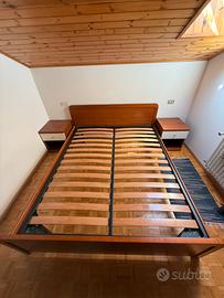 Struttura letto matrimoniale con rete a doghe
