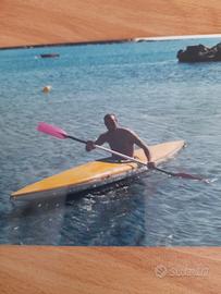 Canoa mare lago fiume 