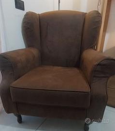 Poltrona molto comoda di PoltroneSofa