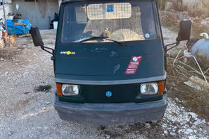 Motocarro Piaggio Poker