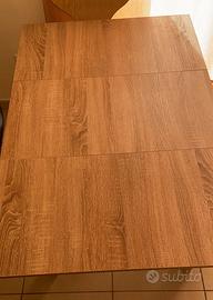 Tavolo quadrato allungabile con sedie