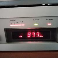 AKAI  tuner digitale 