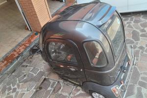 Scooter elettrico cabinato UFO Magnum - 5 500 km