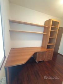 scrivania + libreria