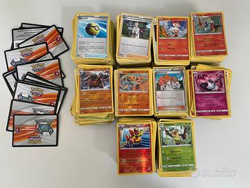 Mega Lotto Carte Pokemon 2,2 kg circa 1100 Carte