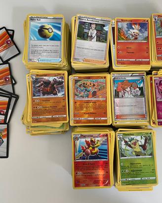 Mega Lotto Carte Pokemon 2,2 kg circa 1100 Carte