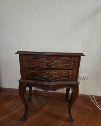 coppia di comodini vintage classici in legno