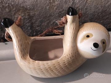 Fioriera da parete a forma di bradipo 