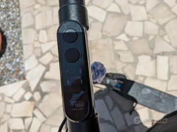 monopattino elettrico Mercedes x micro mobility