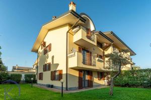 Villa di 191 m² con più di 5 locali e box auto a C
