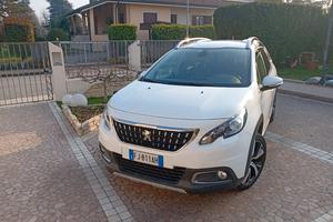 Peugeot 2008 allure HDI