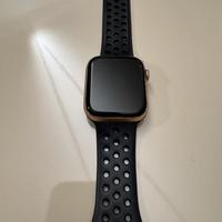 Apple watch series 4 44 mm.