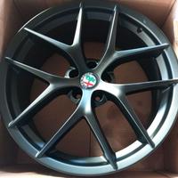 Cerchi in lega 20" Alfa STELVIO con pneumatici