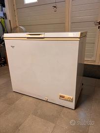 Congelatore  a pozzetto Haier BD203GAA