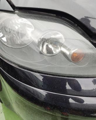 Proiettore destro VOLKSWAGEN GOLF 5 PLUS del 2006